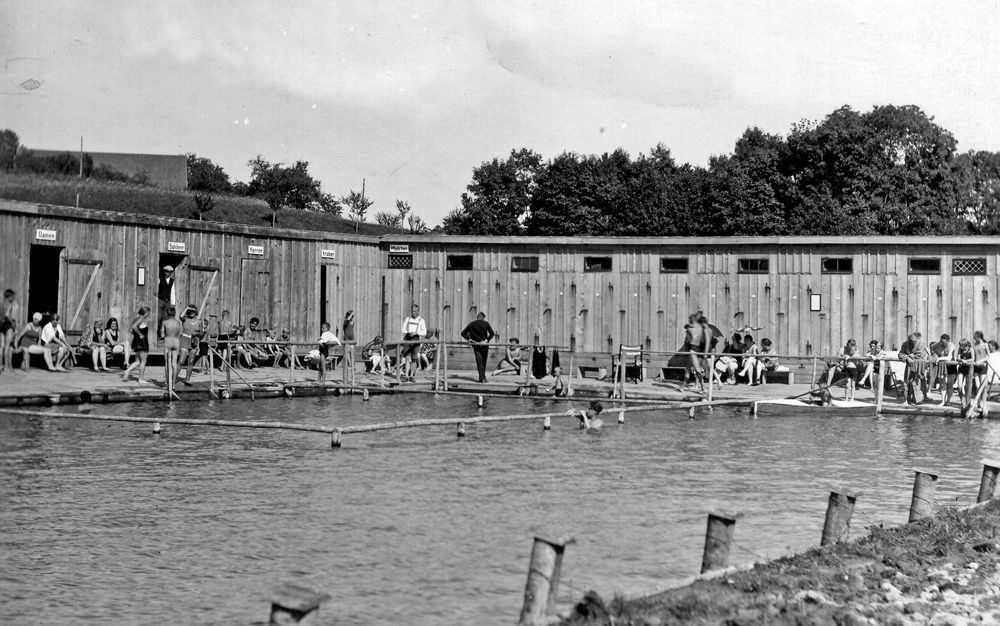 Schwimmbad Raab um 1930